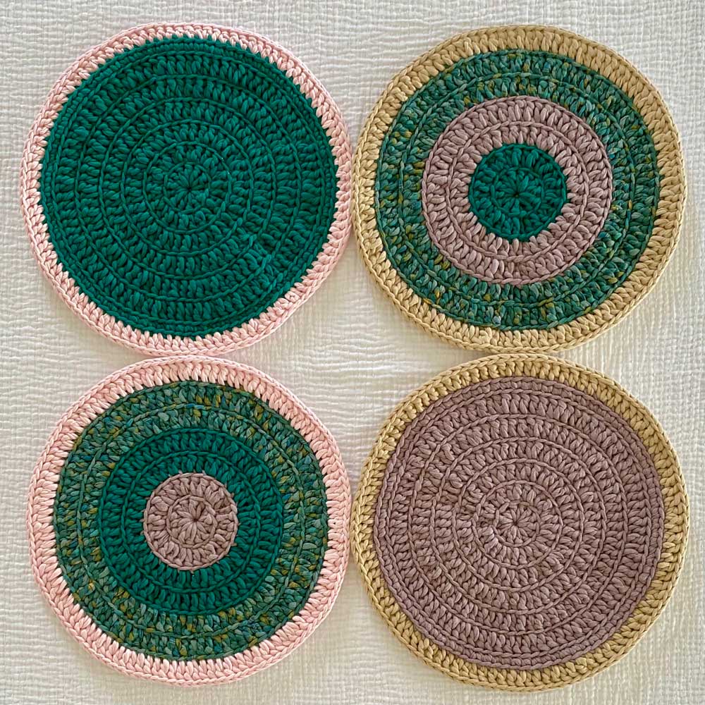 ROUND PLACEMAT(GREEN/PINK)